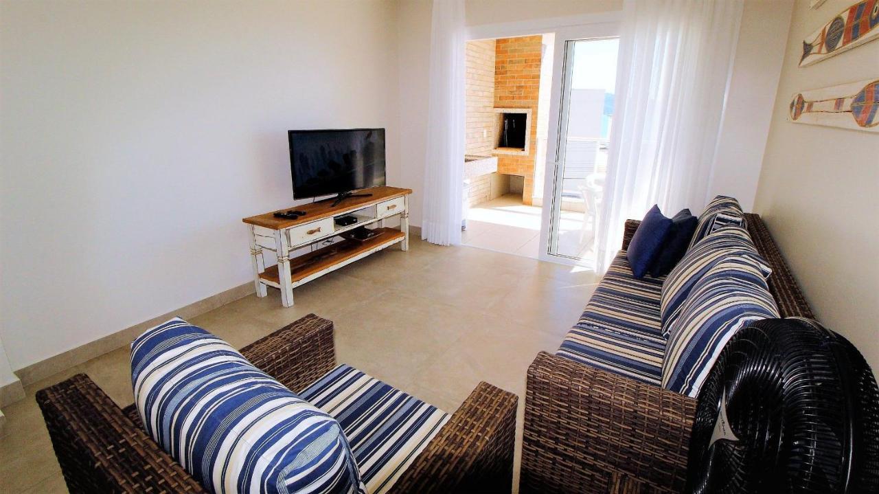 1079 - Apartamento Com Vista Para O Mar Em Bombinhas Exterior photo